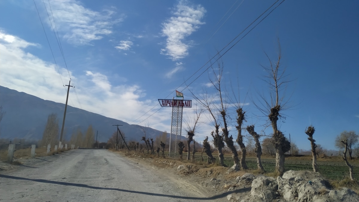 Kyrgyzstan Says Border With Tajikistan Can Reopen 'Gradually' After Delimitation Work
