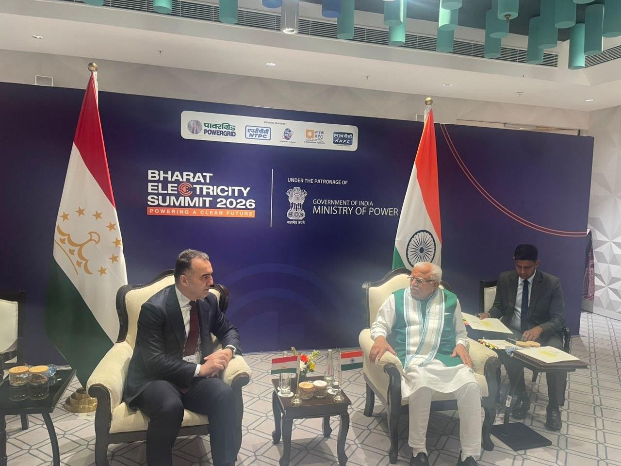 Tajikistan, India Hold Talks On Expanding Energy Partnership